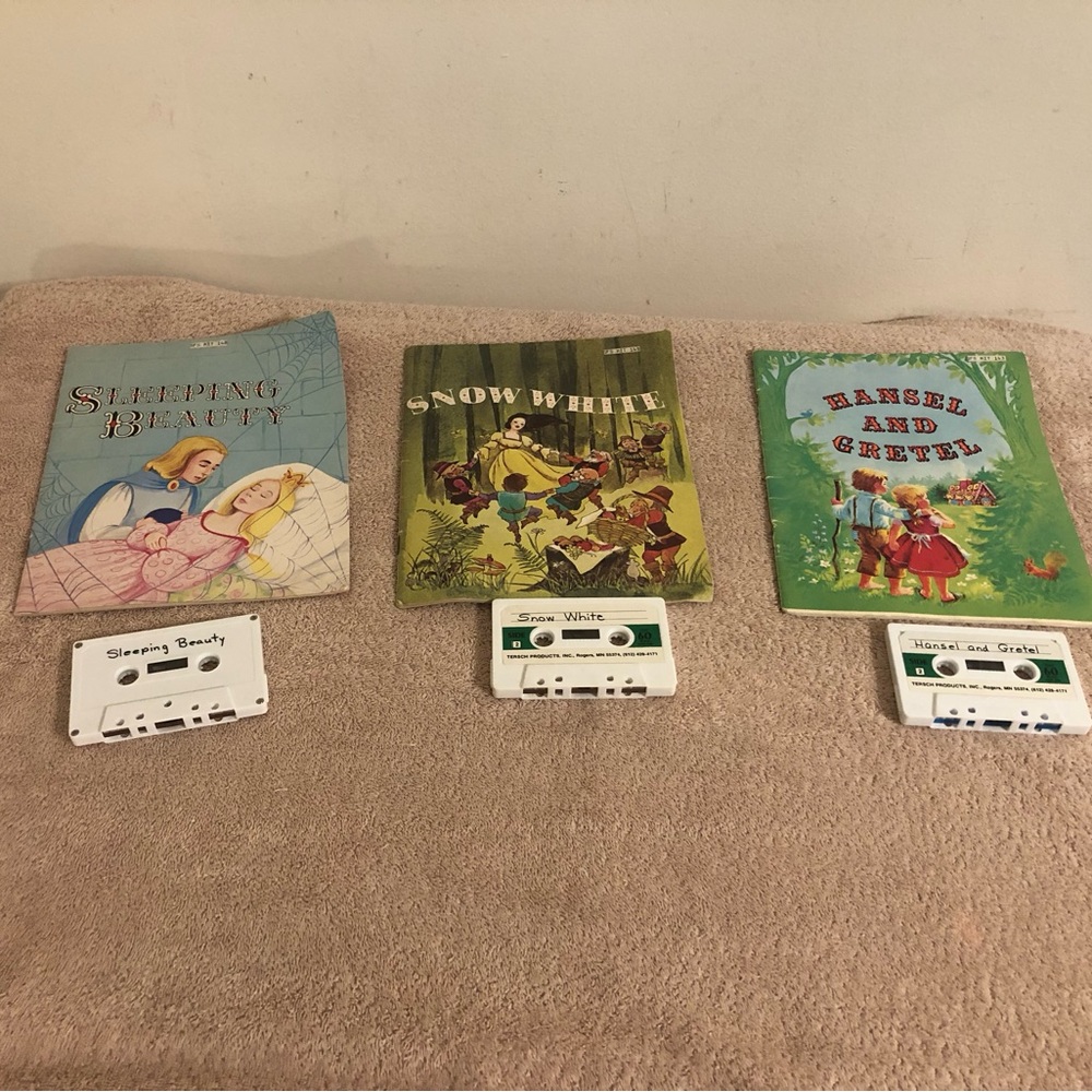 Vintage 1970 Educational Reading Service Books & Cassettes Lot of 3